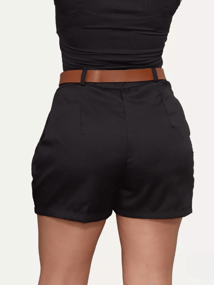 Short Feminino de Alfaiataria Cintura Alta Meia Coxa com Cinto